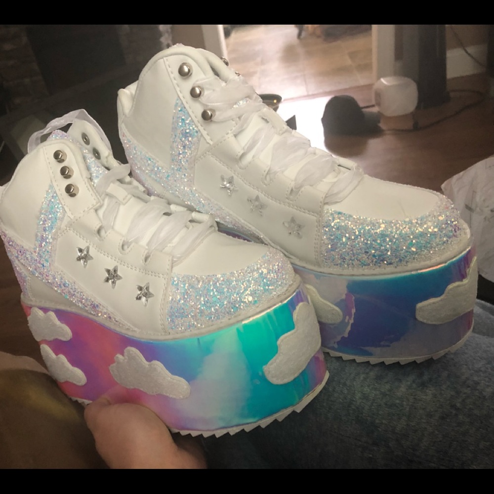 Yru sky sky sneakers hi-top platforms